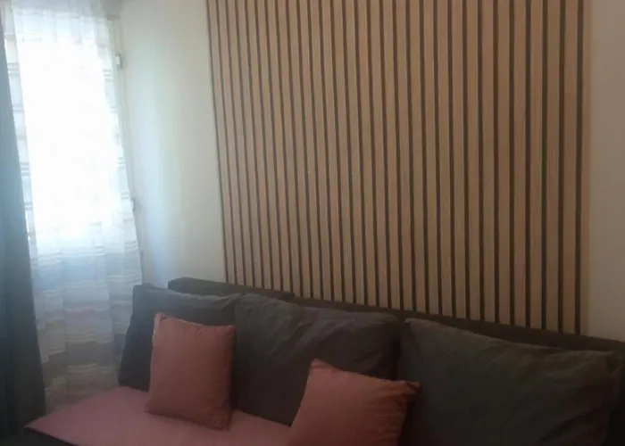 Polit Luxury Aprt 2 Bedrooms